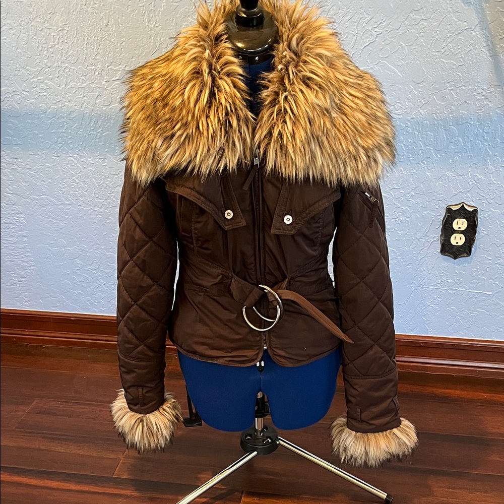 Chic Brown Quilted Jacket with Faux Fur Trim